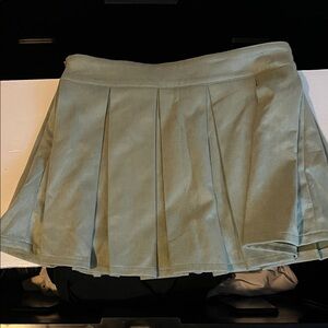 Elegant Pleated Skirt in Light Green